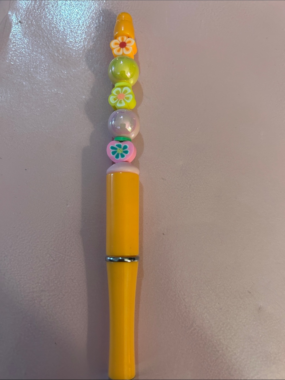 Beaded pens with sleeves and extra refill - Picture 13 of 16